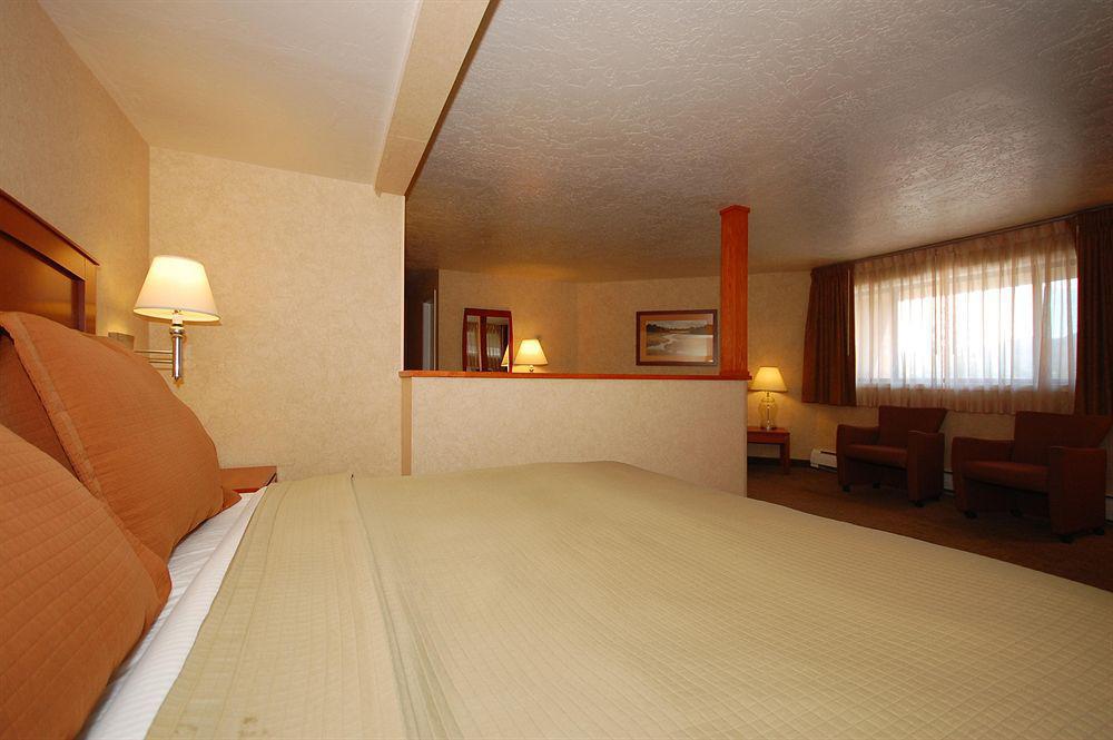 Baymont By Wyndham Durango Motel Стая снимка