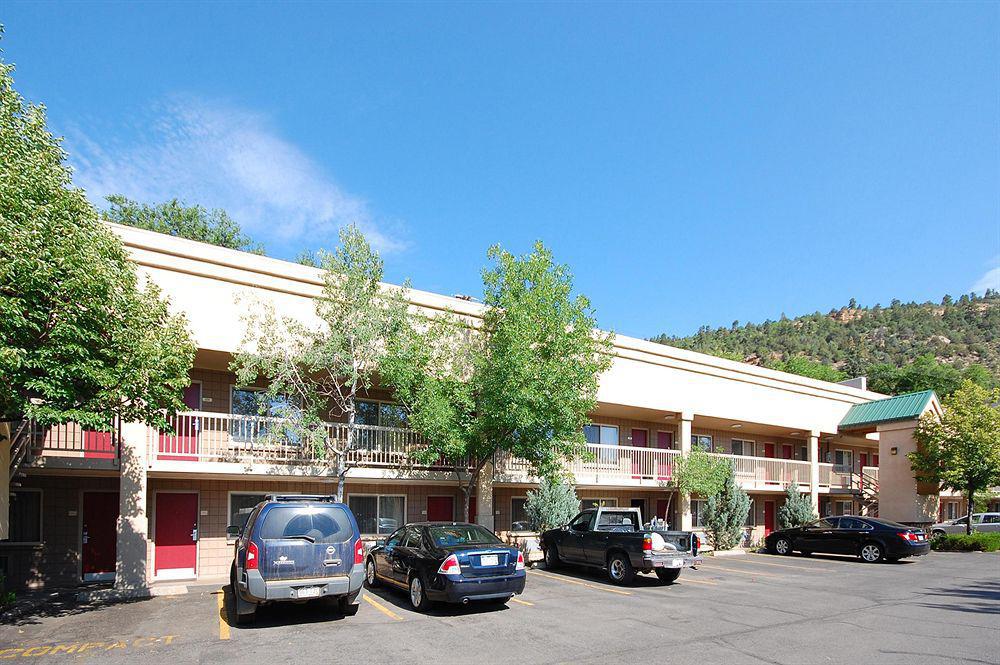Baymont By Wyndham Durango Motel Екстериор снимка